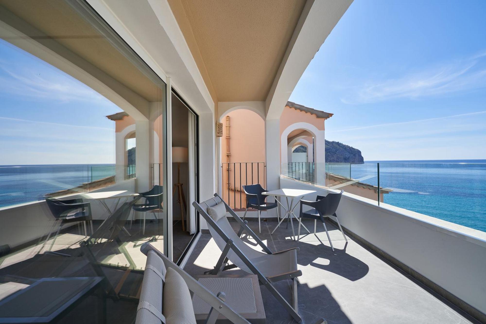 Suite Sea Pool View